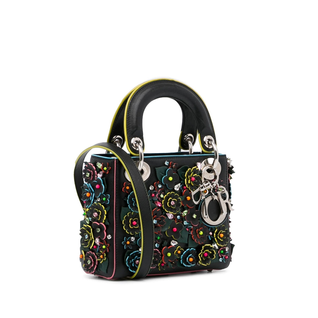 Dior Dior Flower Embroidered Bag (SHG-CjtZbT)