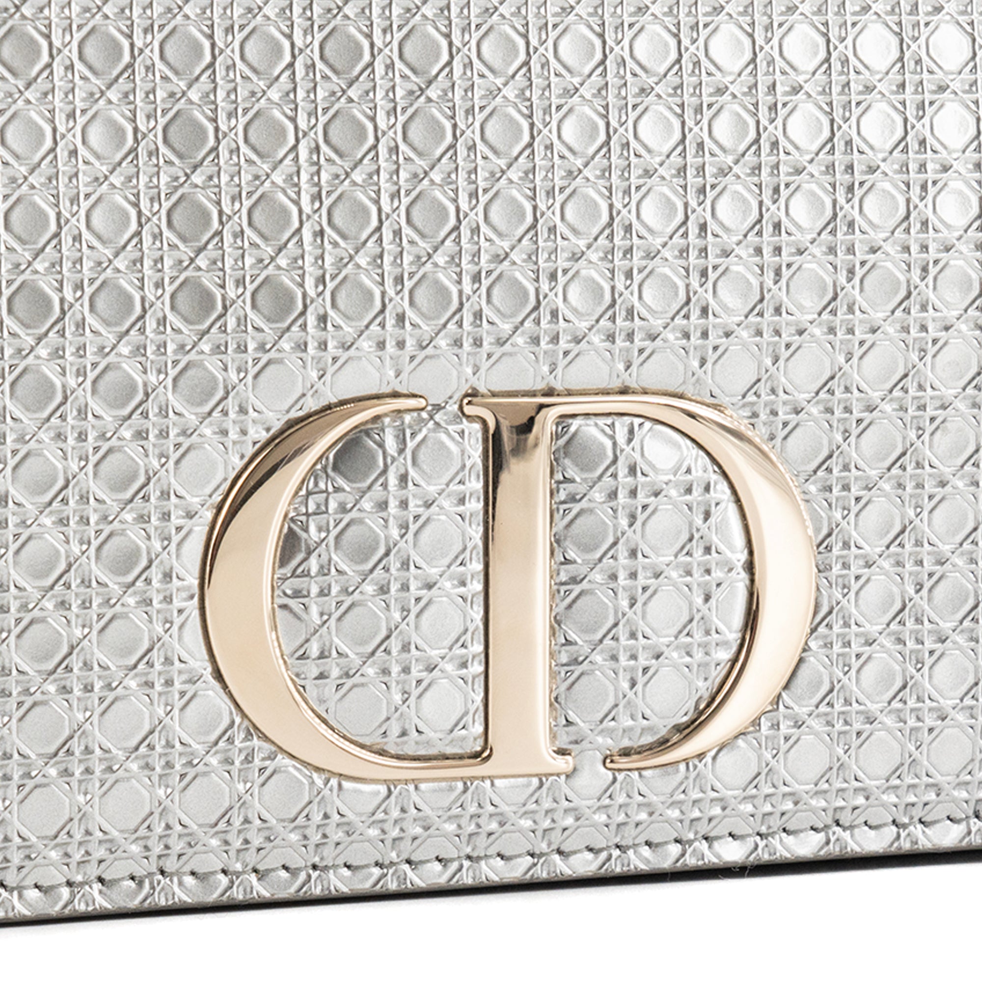 DIOR - Montaigne Pouch handbag in silver micro cannage leather