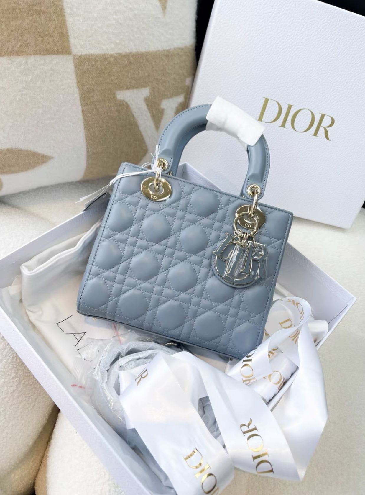 Dior haze blue five-grid Diana bag